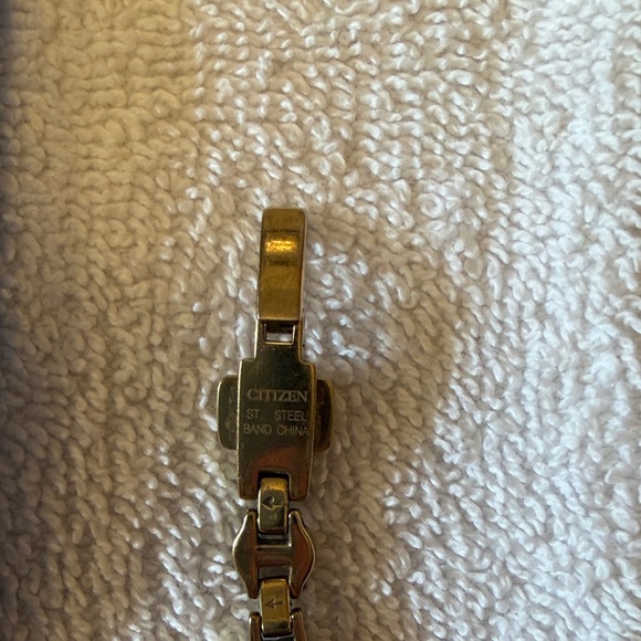 Citizen Womens Eco Drive Gold Plated Bracelet Watch - Picture 8 of 9